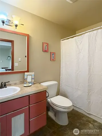 97 B Port Gardner Drive Hat Island WA 98206