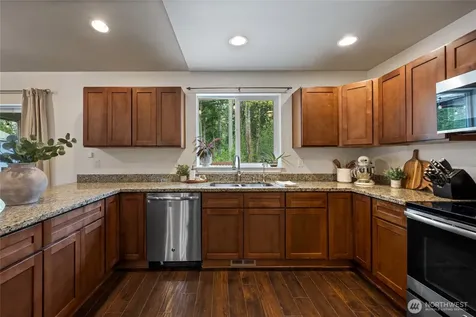 11102 288th Street E Graham WA 98338