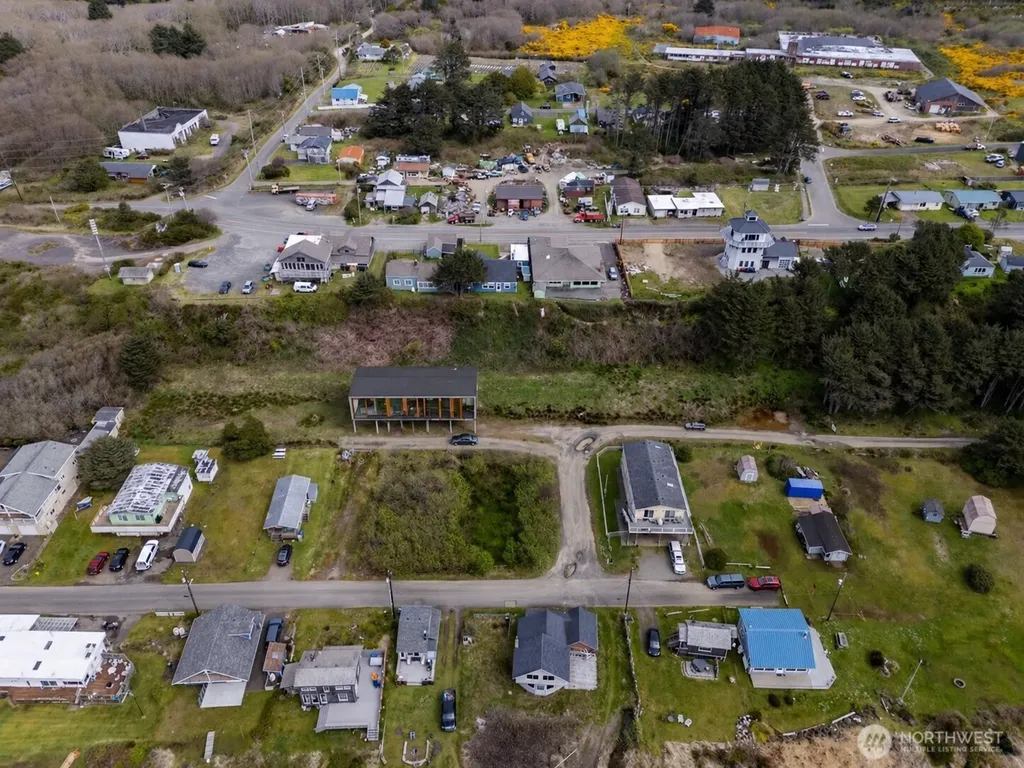 4784 Beach Lane Moclips WA 98562