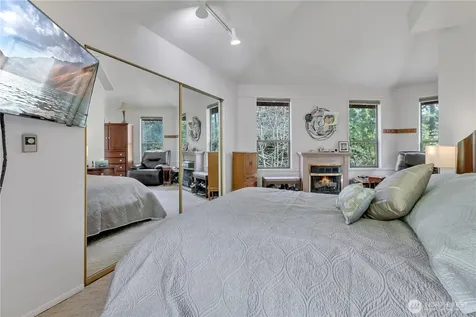 13722 88th Avenue Ct NW Gig Harbor WA 98329
