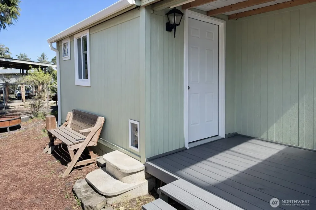 759 Park Avenue NE Ocean Shores WA 98569
