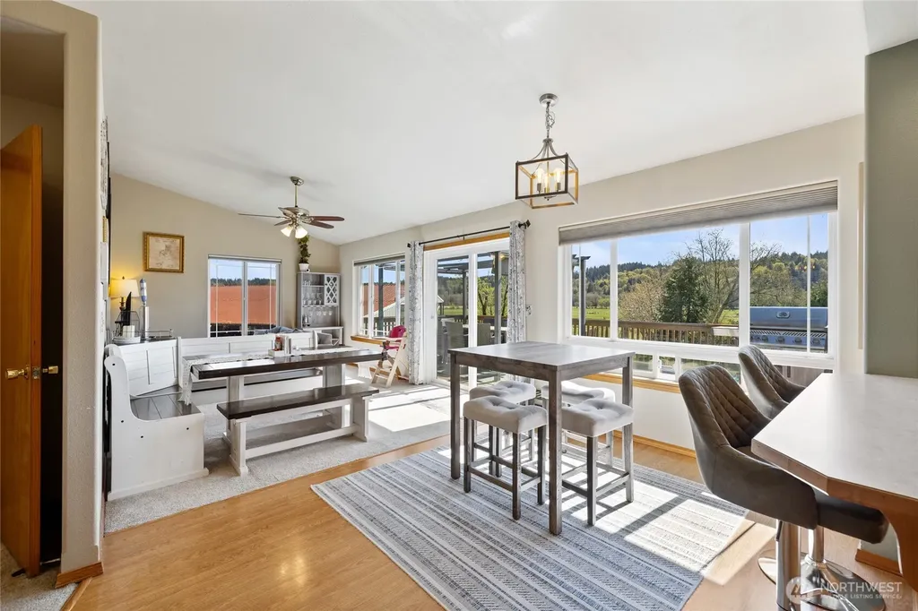 591 W Shelton Valley Road Shelton WA 98584