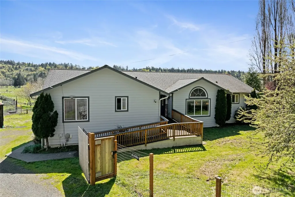 591 W Shelton Valley Road Shelton WA 98584