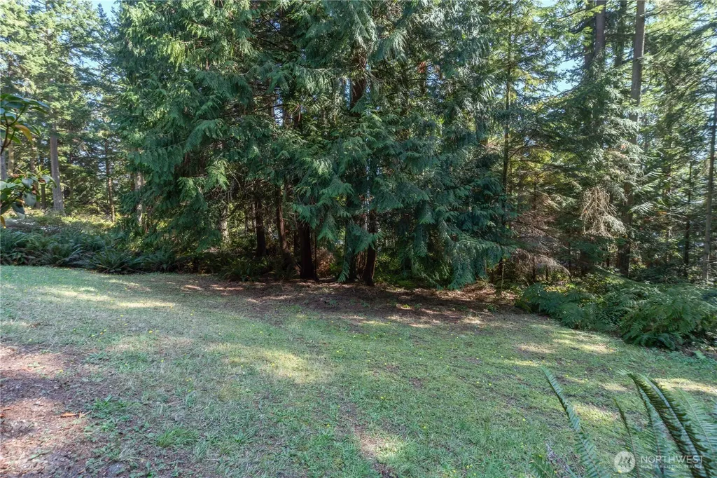 91 Drew Lane Port Ludlow WA 98365