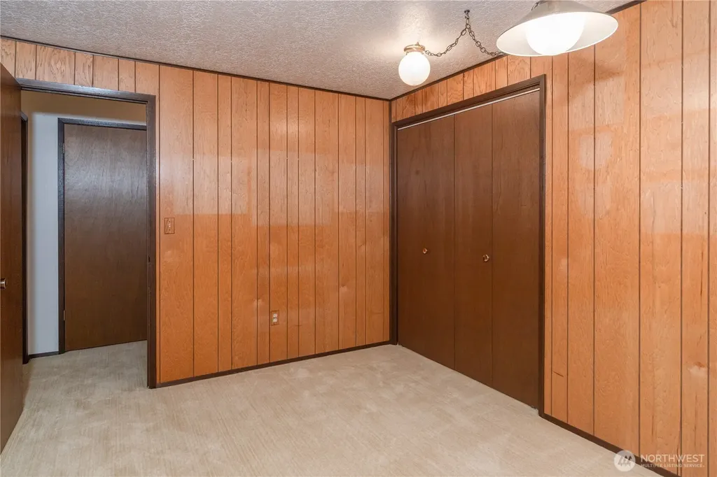 91 Drew Lane Port Ludlow WA 98365