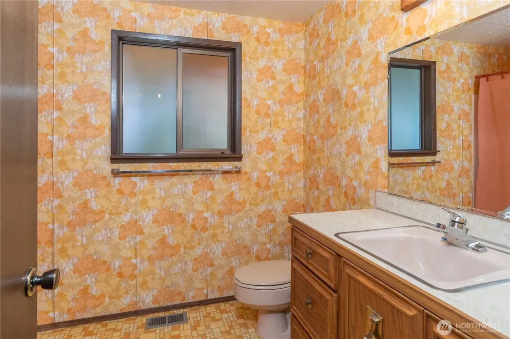 91 Drew Lane Port Ludlow WA 98365
