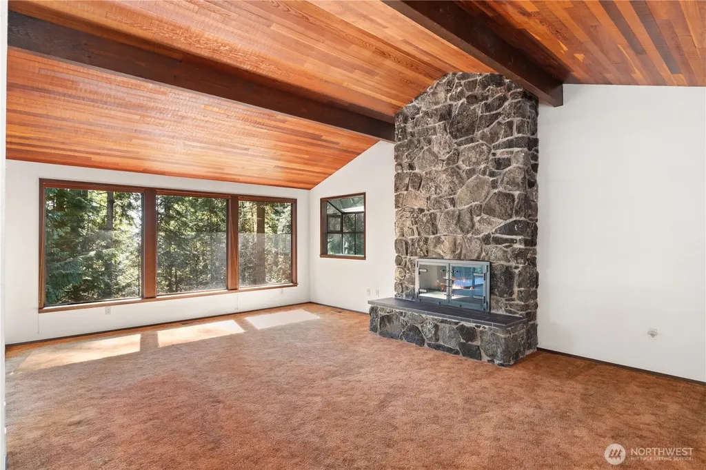91 Drew Lane Port Ludlow WA 98365