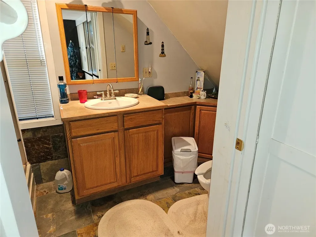 20 E Sunny Sands Road Cathlamet WA 98612