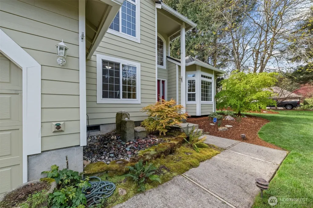 7137 Highlands Drive NE Olympia WA 98516
