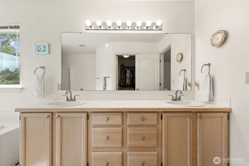 7137 Highlands Drive NE Olympia WA 98516