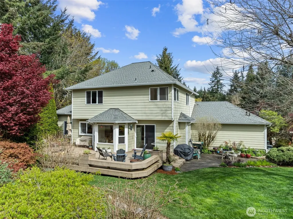 7137 Highlands Drive NE Olympia WA 98516