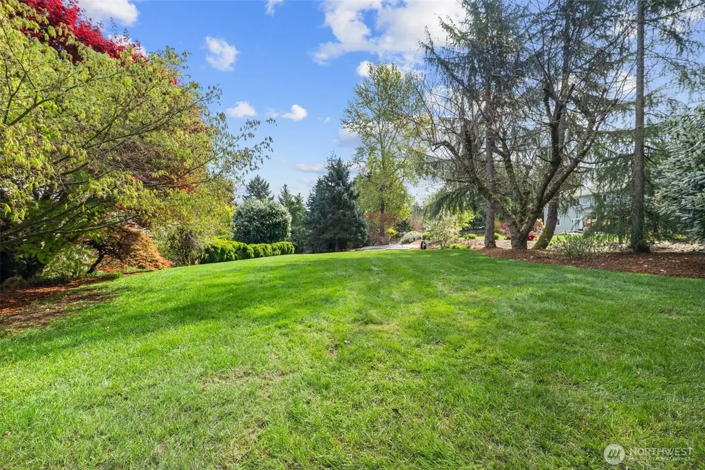 7137 Highlands Drive NE Olympia WA 98516