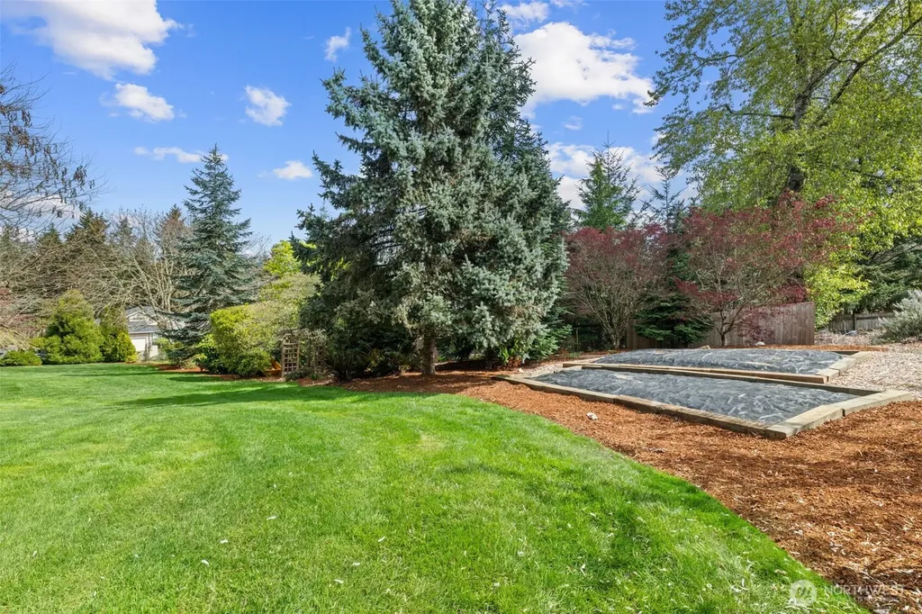 7137 Highlands Drive NE Olympia WA 98516