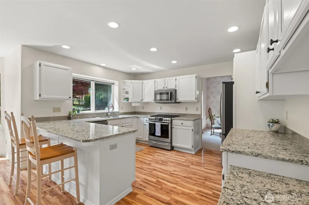 7137 Highlands Drive NE Olympia WA 98516