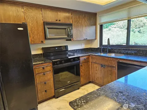 6504 113th Avenue NE Kirkland WA 98033