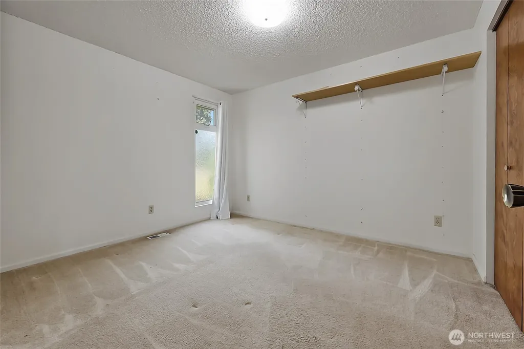 4032 Meridian Avenue N Marysville WA 98271