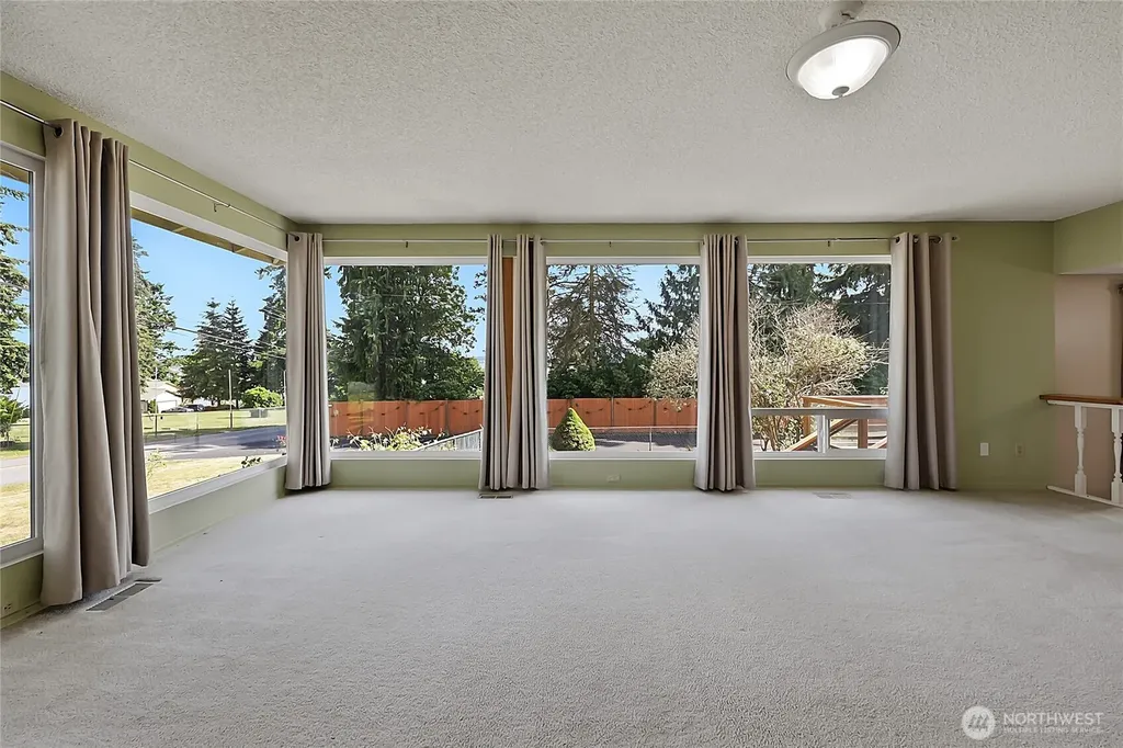 4032 Meridian Avenue N Marysville WA 98271
