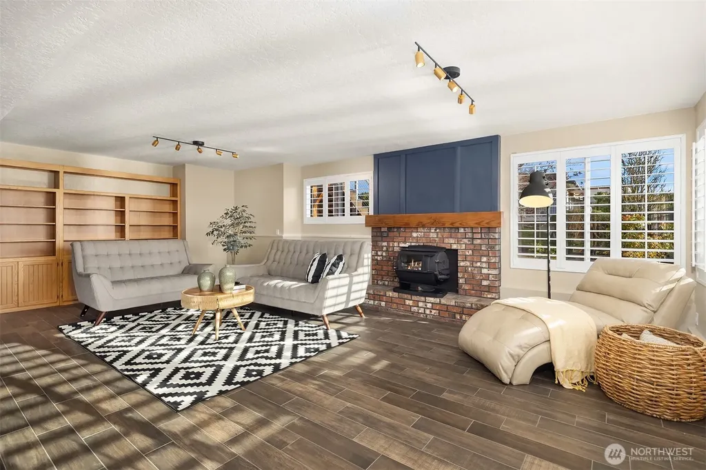 9219 60th Avenue W Mukilteo WA 98275