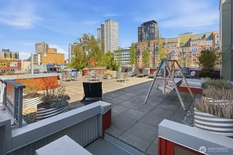 2440 Western Avenue Seattle WA 98121