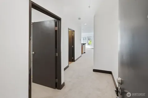 2440 Western Avenue Seattle WA 98121