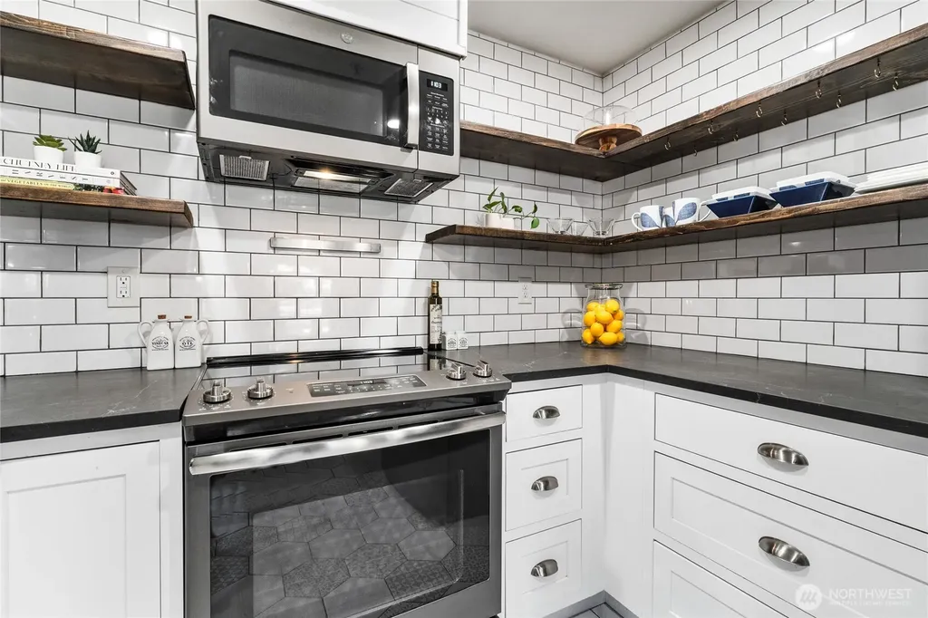 14007 NE 181st Street Woodinville WA 98072
