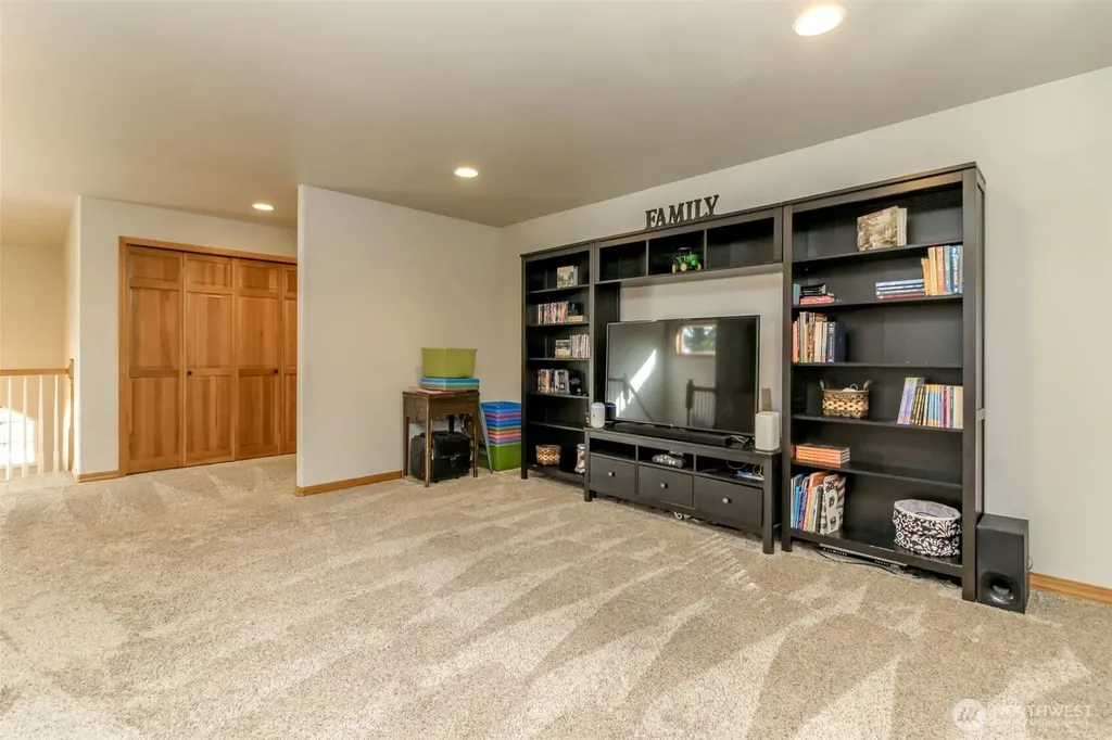 13418 159th Street Ct E Puyallup WA 98374