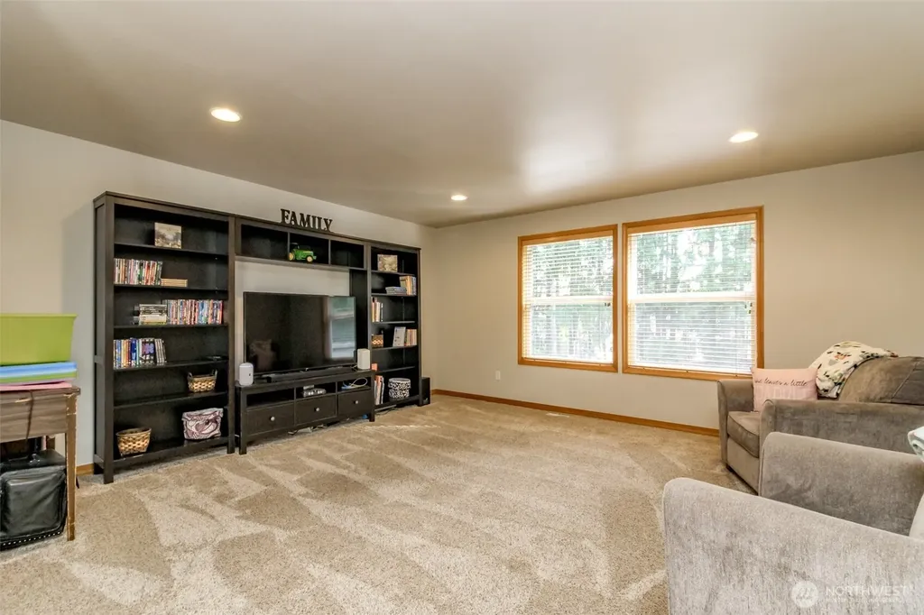 13418 159th Street Ct E Puyallup WA 98374
