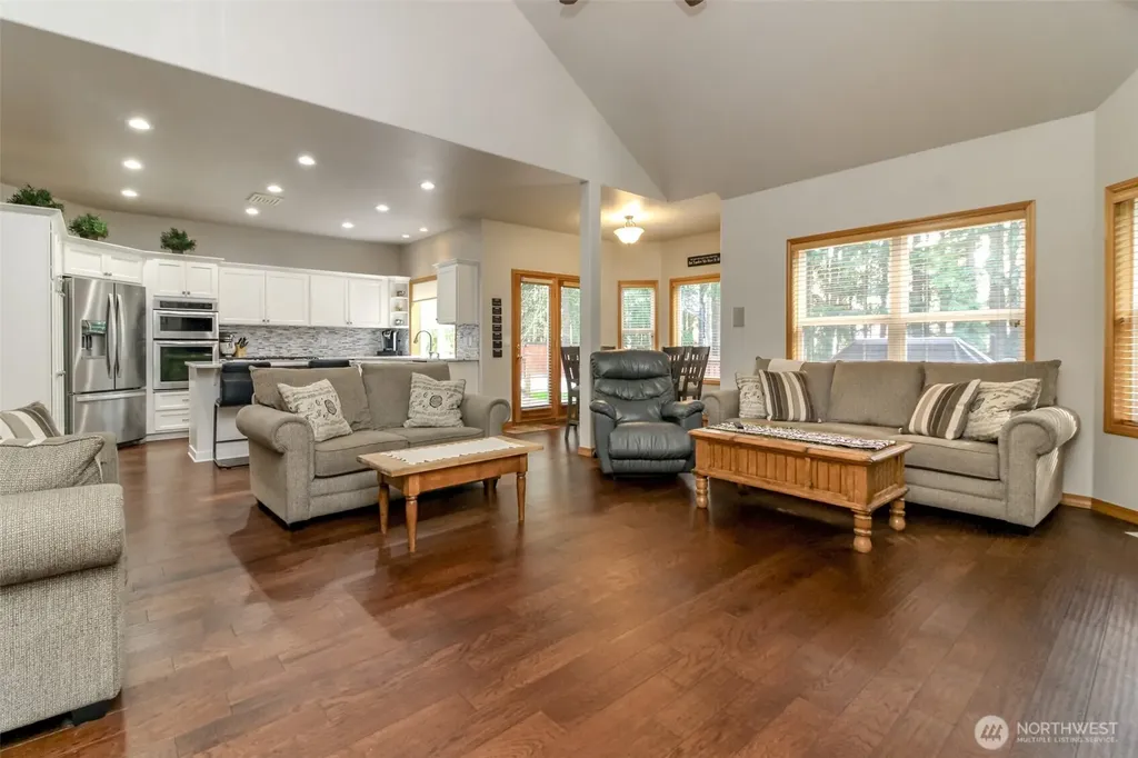 13418 159th Street Ct E Puyallup WA 98374