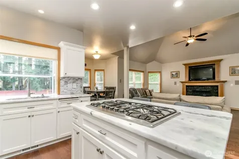13418 159th Street Ct E Puyallup WA 98374