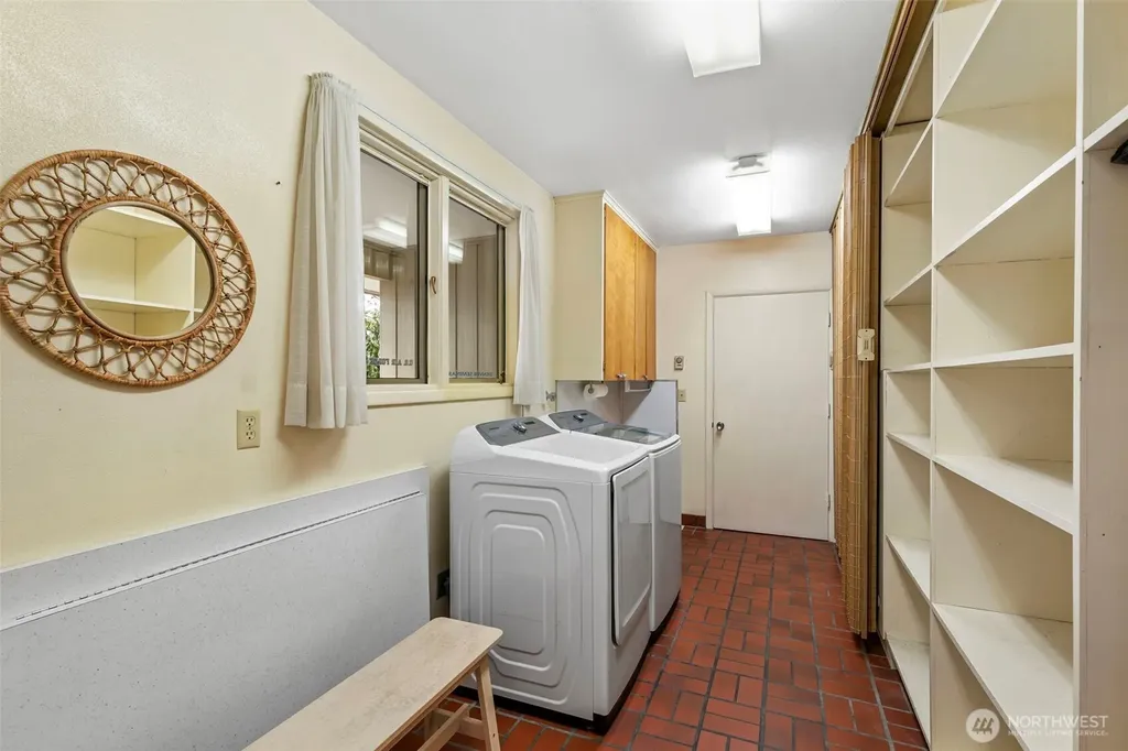 9428 Tracyton Boulevard NW Bremerton WA 98311