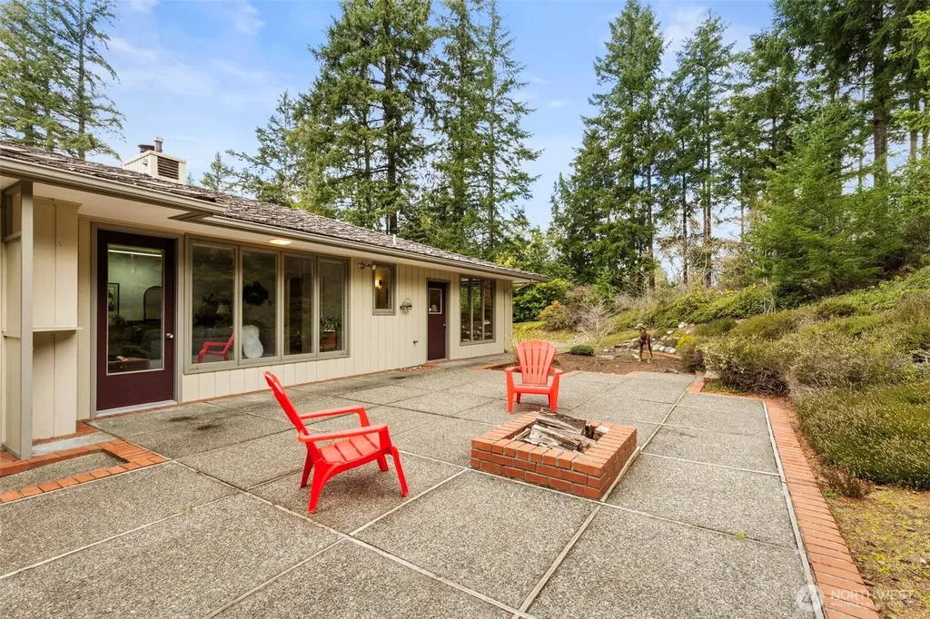 9428 Tracyton Boulevard NW Bremerton WA 98311