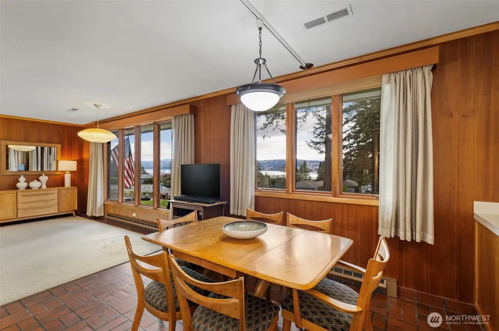 9428 Tracyton Boulevard NW Bremerton WA 98311