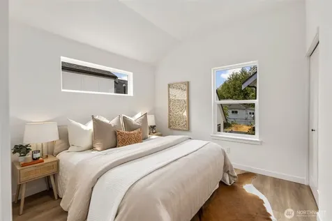 806 S Rose Street Seattle WA 98108