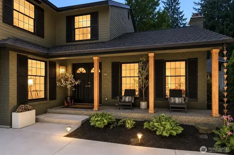 2726 209th Avenue NE Sammamish WA 98074