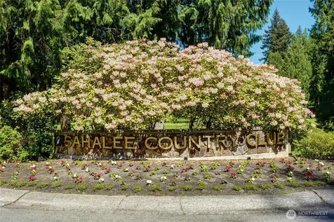 2726 209th Avenue NE Sammamish WA 98074