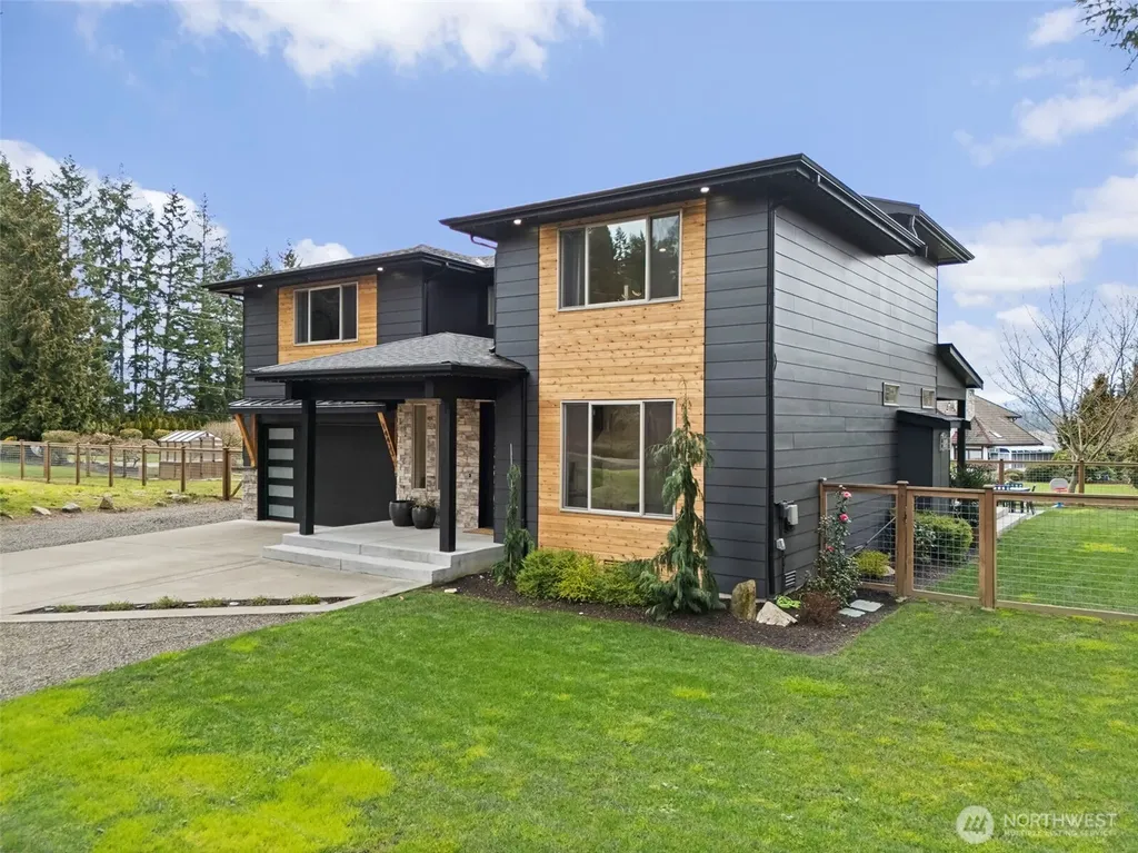 14423 134th Avenue E Puyallup WA 98374