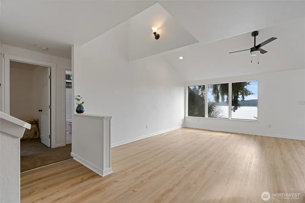 4806 Sunrise Beach Road NW Olympia WA 98502