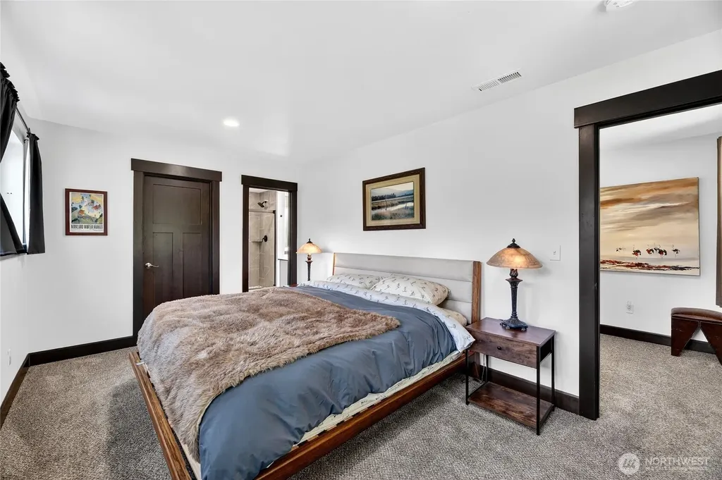 60 Snoqualmie Village Drive Snoqualmie Pass WA 98068