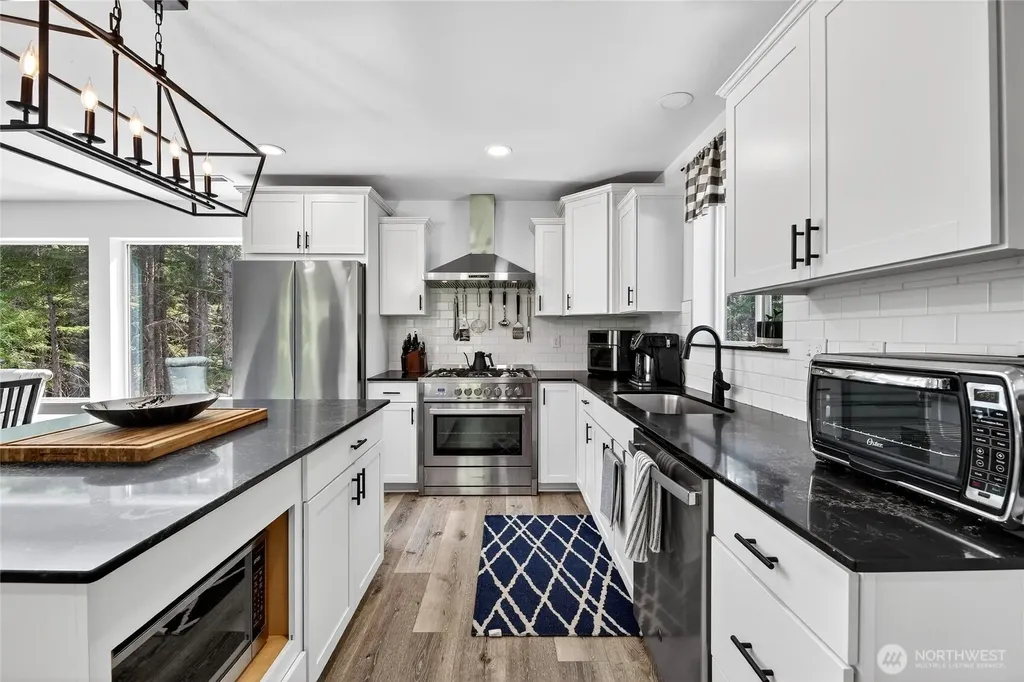 60 Snoqualmie Village Drive Snoqualmie Pass WA 98068