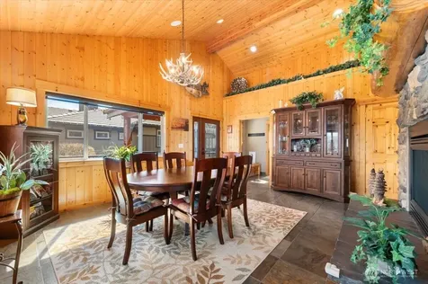 15320 Lakeview Street Entiat WA 98822