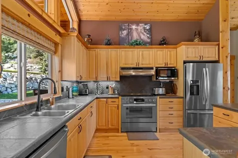 15320 Lakeview Street Entiat WA 98822