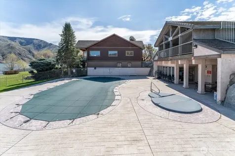 15320 Lakeview Street Entiat WA 98822