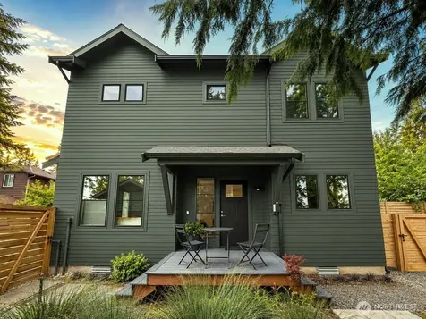 10421 41st Avenue SW Seattle WA 98146