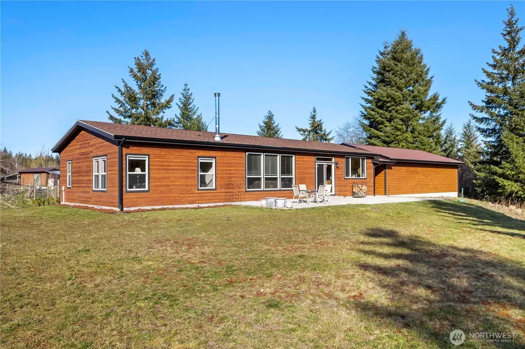 13113 Algyer Road SE Rainier WA 98576