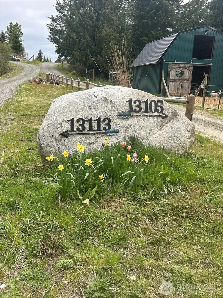 13113 Algyer Road SE Rainier WA 98576