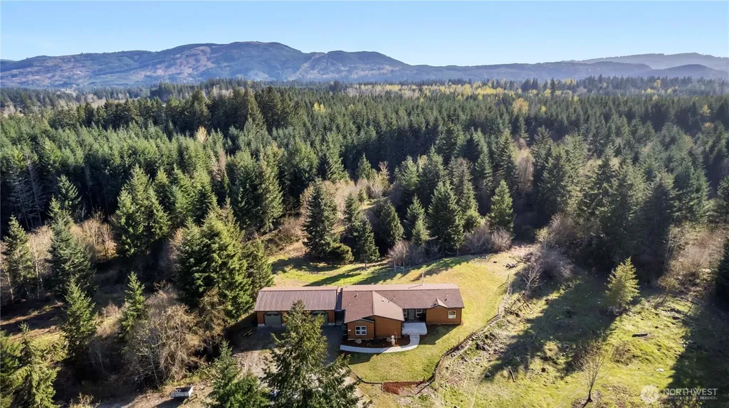 13113 Algyer Road SE Rainier WA 98576