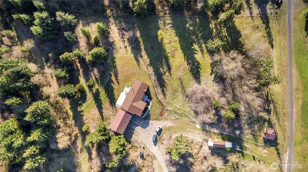 13113 Algyer Road SE Rainier WA 98576