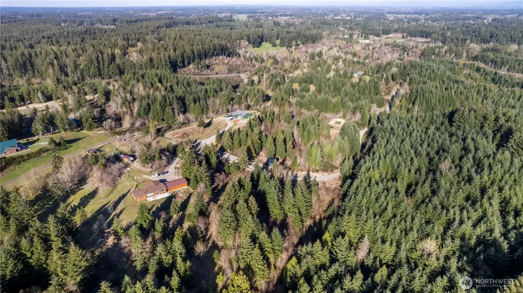 13113 Algyer Road SE Rainier WA 98576