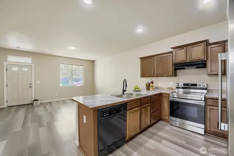 367 Graham Avenue NE Renton WA 98059