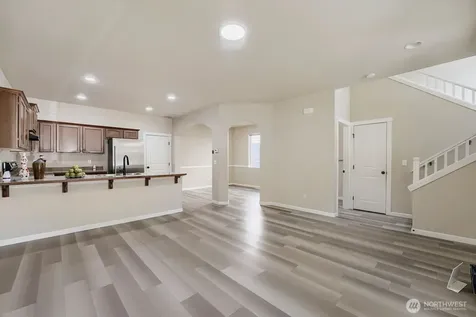 367 Graham Avenue NE Renton WA 98059